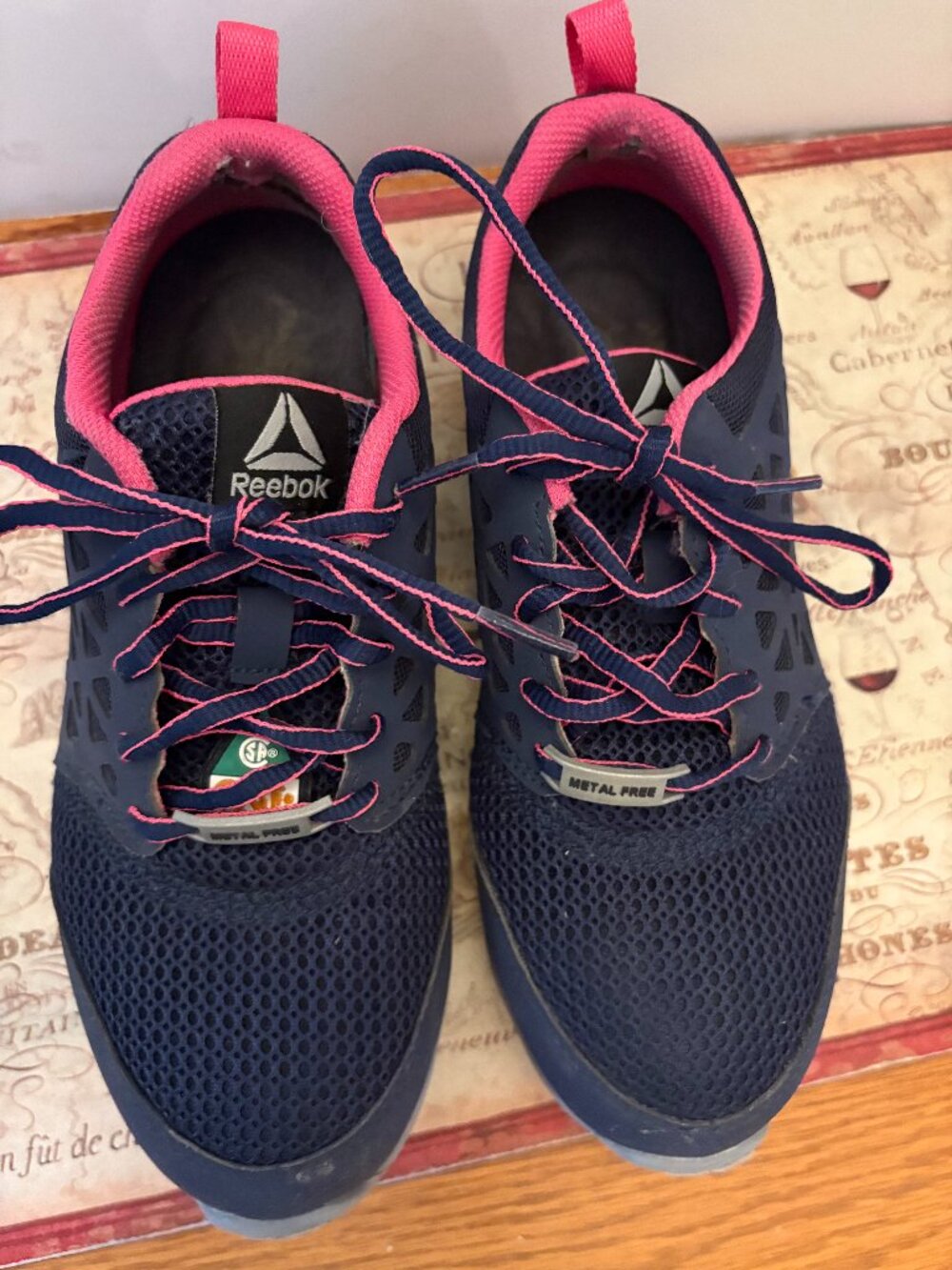 Women's Reebok Sublite Cushion Work Shoes - Size 7.5 Wide (7.5W) - $55 CAD